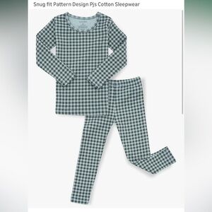 Amazon Unisex Kids Checkered Pajamas - Green